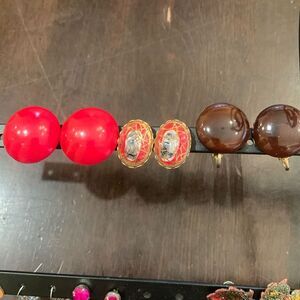 3 vintage clip earrings